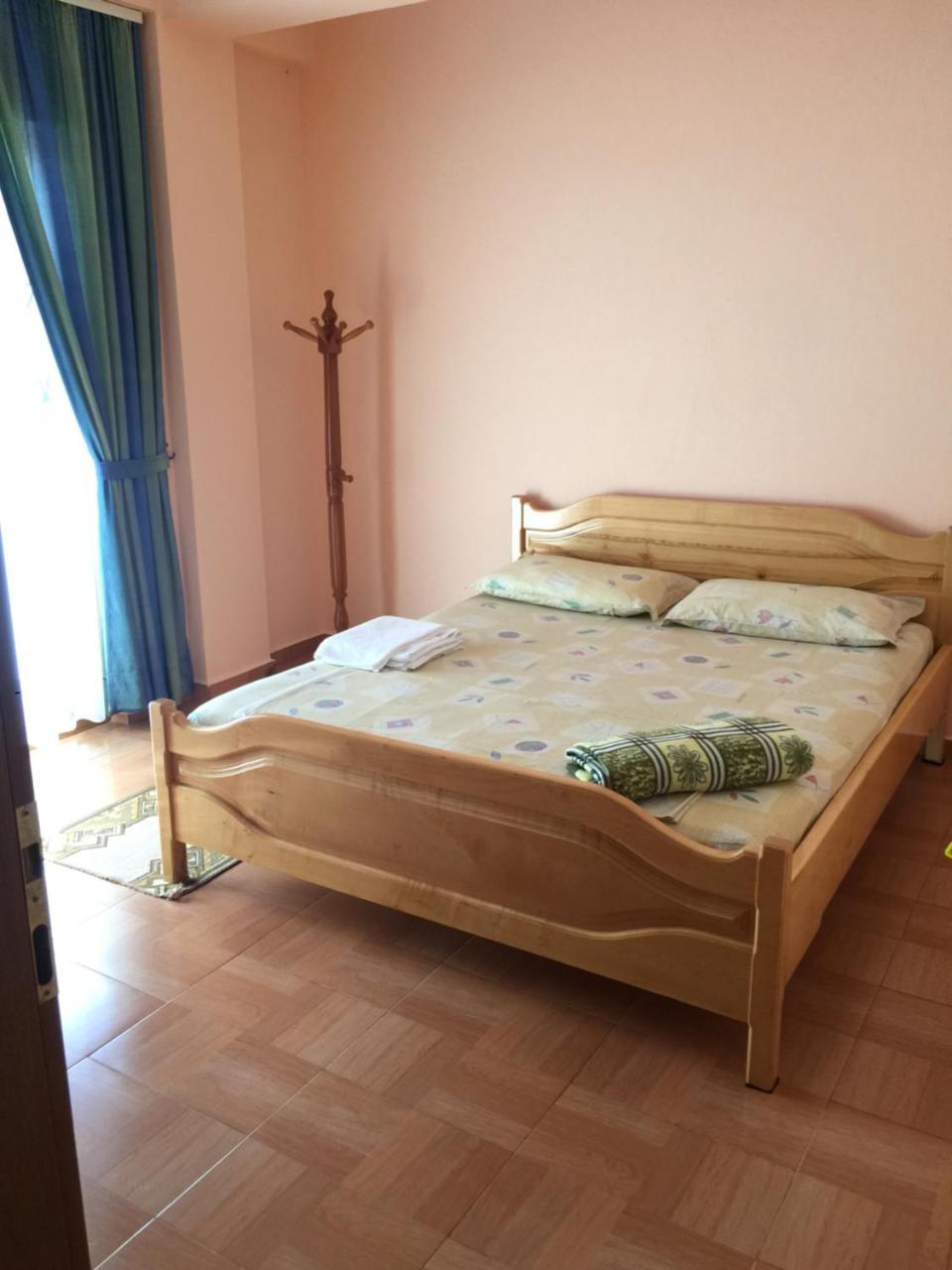 Vila Deni Tushemisht Exteriér fotografie