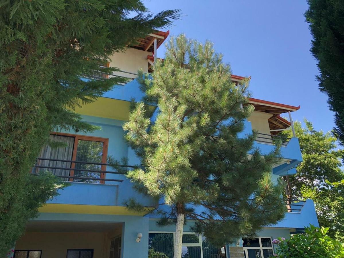 Vila Deni Tushemisht Exteriér fotografie
